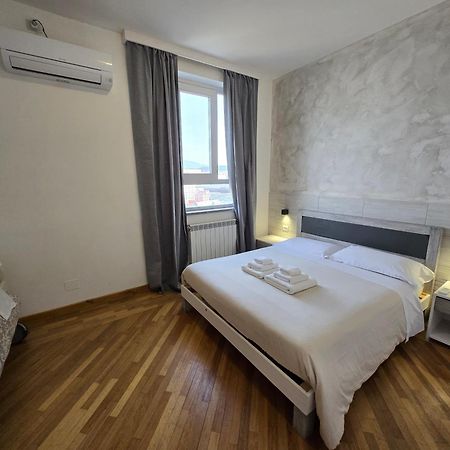 B&B Fr House Affittacamere Коллеферро Екстер'єр фото