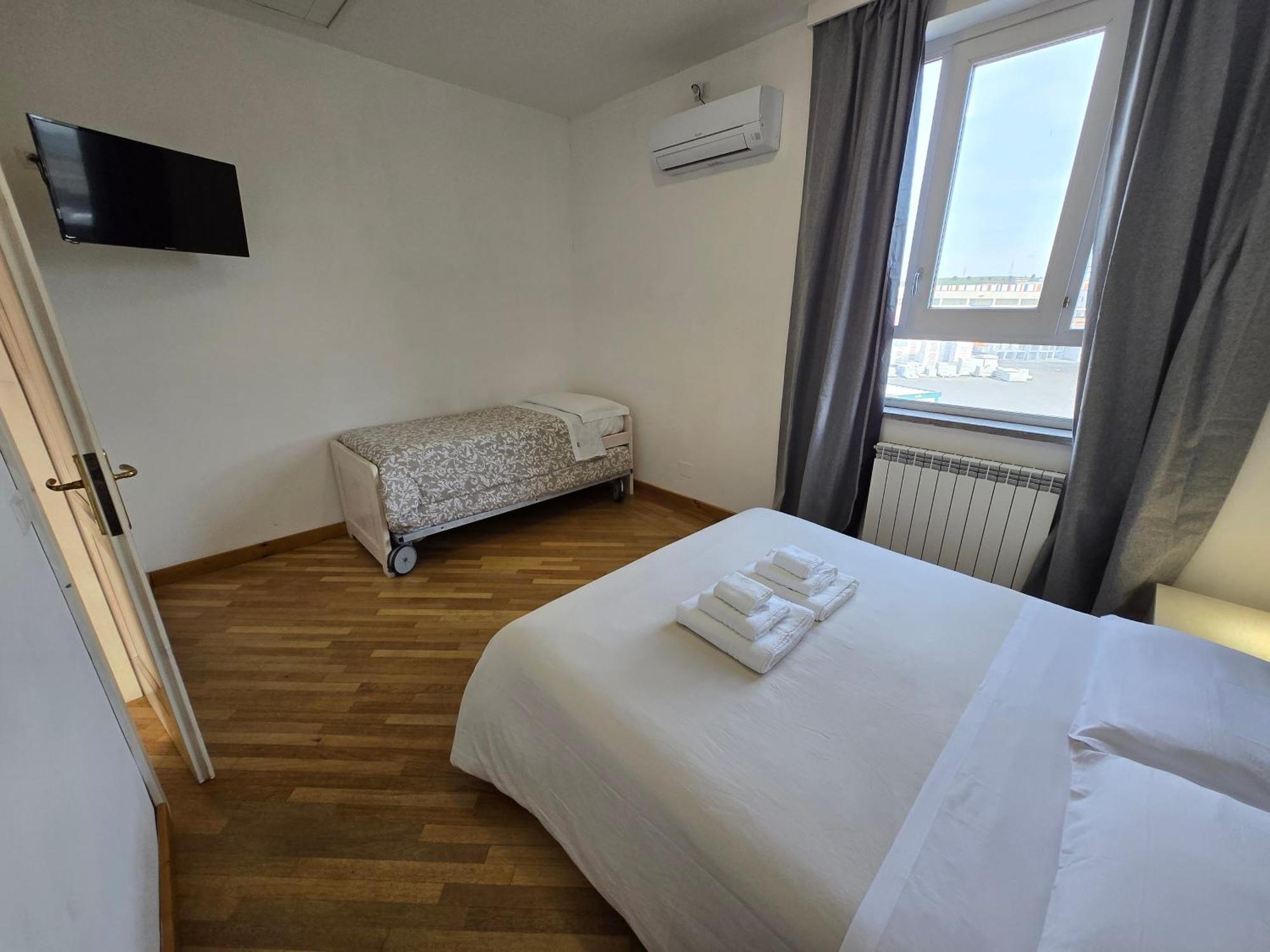 B&B Fr House Affittacamere Коллеферро Екстер'єр фото